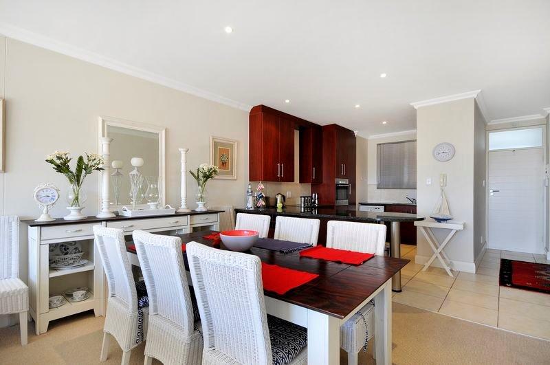 To Let 2 Bedroom Property for Rent in Humewood Eastern Cape